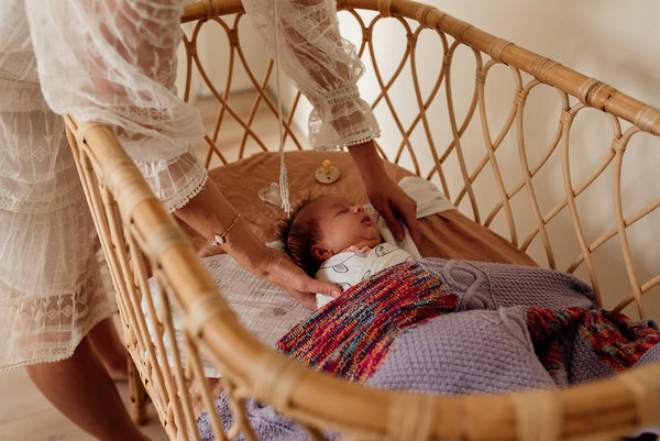 CHOOSING THE PERFECT BABY BASSINET: A COMPREHENSIVE GUIDE